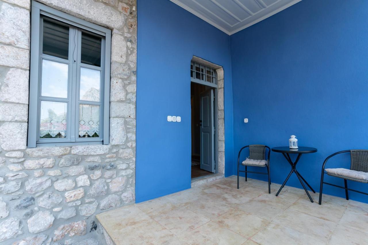 Englezena'S Guesthouse Leonídion Exteriér fotografie