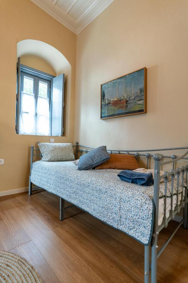 Englezena'S Guesthouse Leonídion Exteriér fotografie
